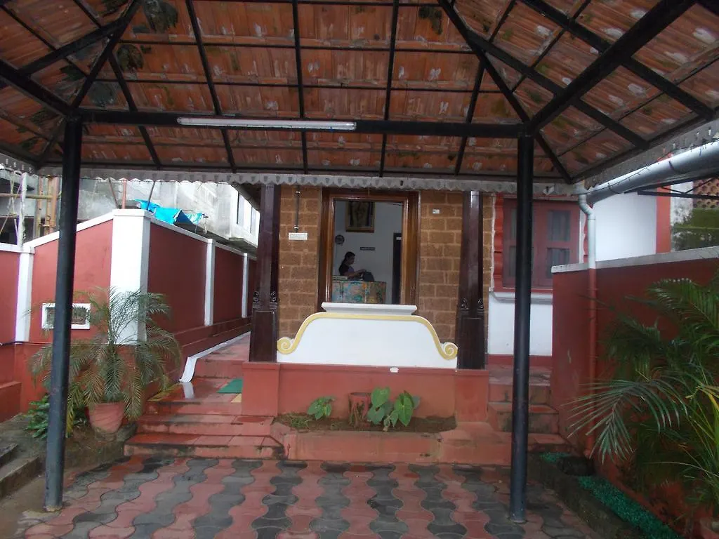 Guruvayur Bunglow Hotel 0*,